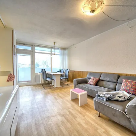 - Haus K, App 0keg11 *